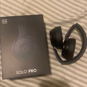 Beats solo pro